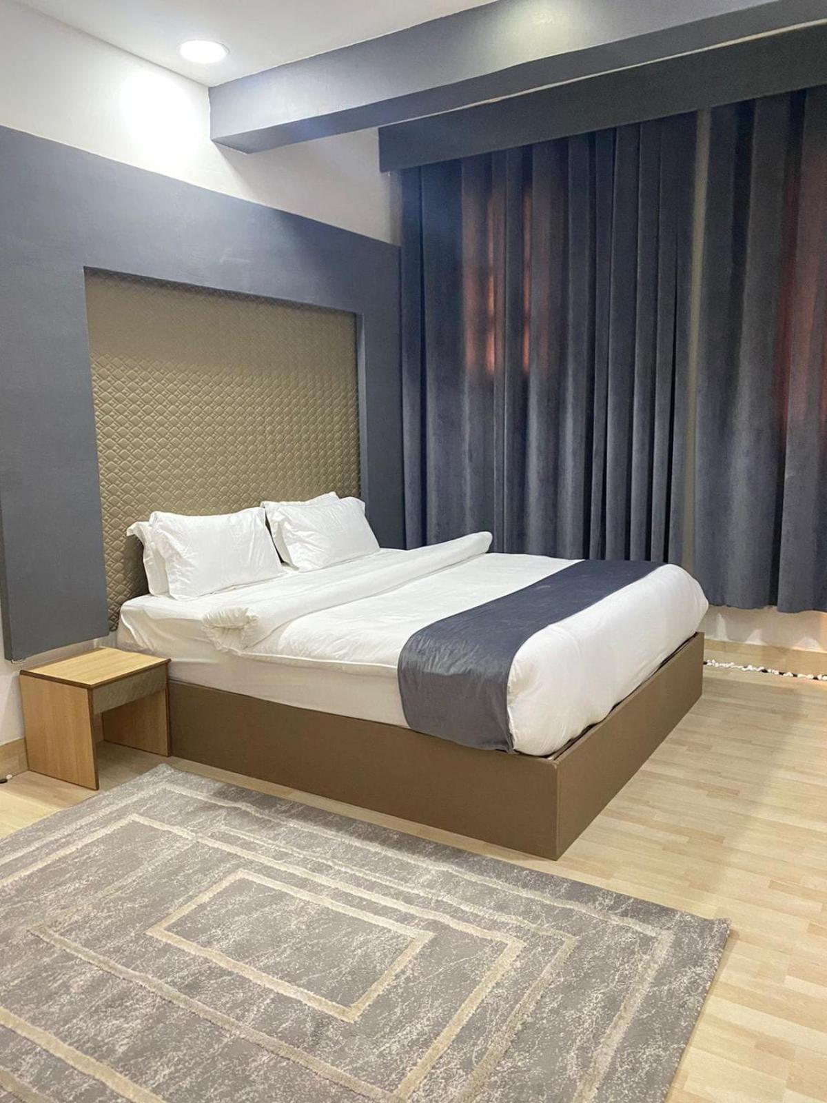 Al Hussam Hotel Apartments Rusayl Exterior photo